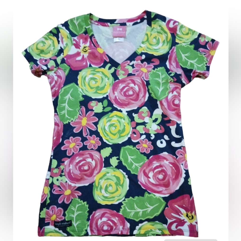SIMPLY SOUTHERN COLLECTION Floral print tee.  Womens. Size Small.